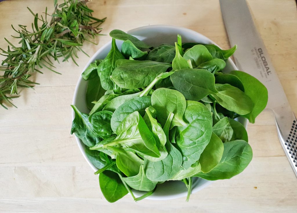 Baby spinach in a bowl