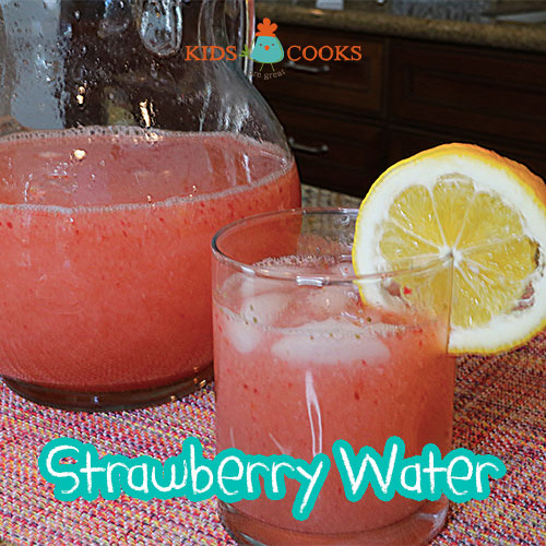 Strawberry Water (Agua de Fresa)