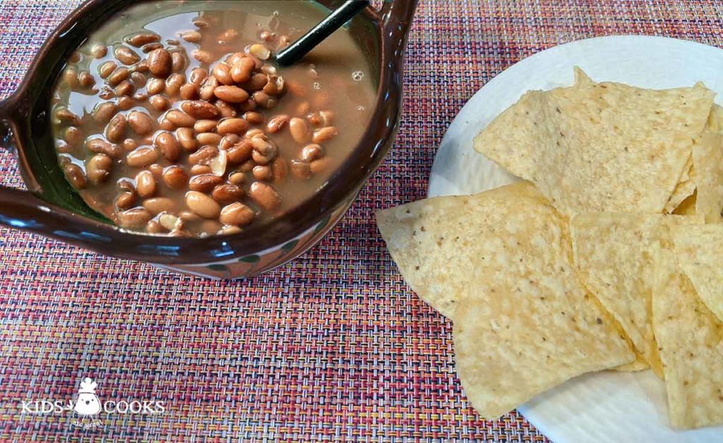 How To Make Delicious Pinto Beans (Stove Top or Crock Pot) Recipe Video