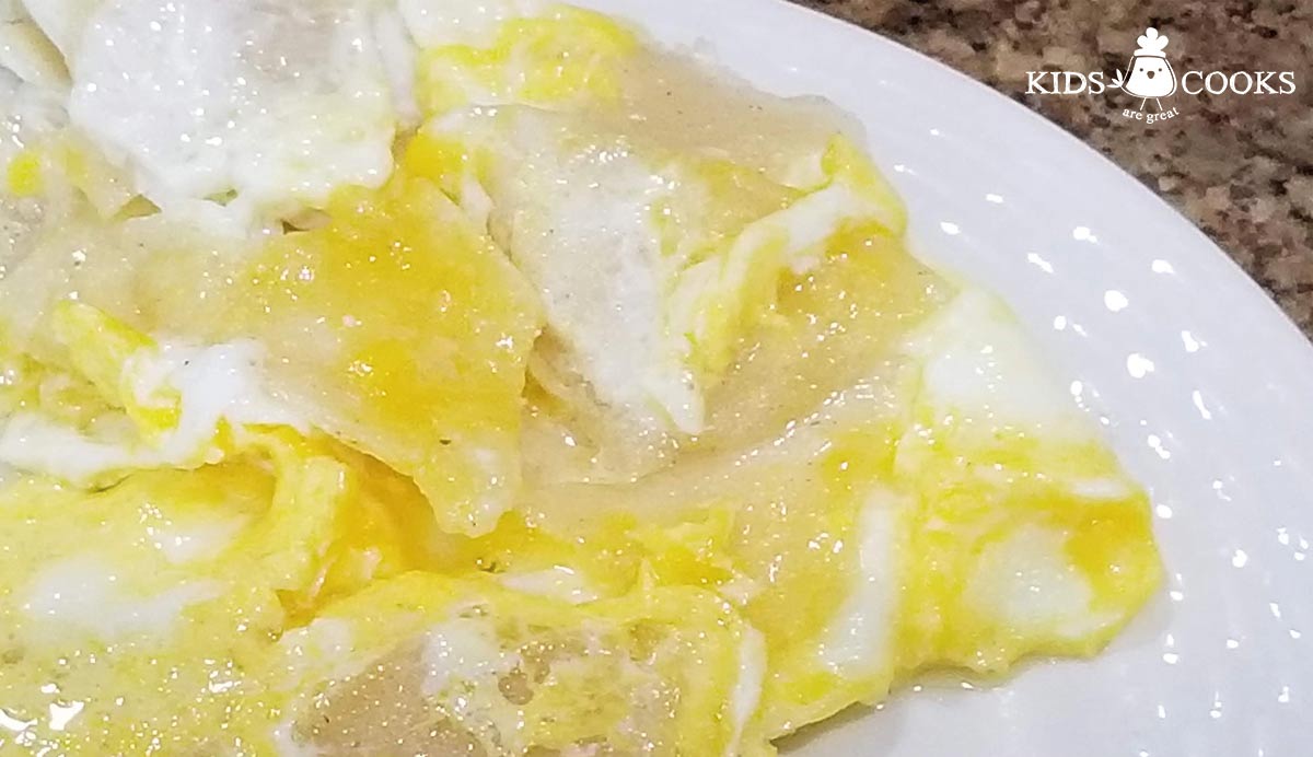 Scrambled Eggs with tortilla
